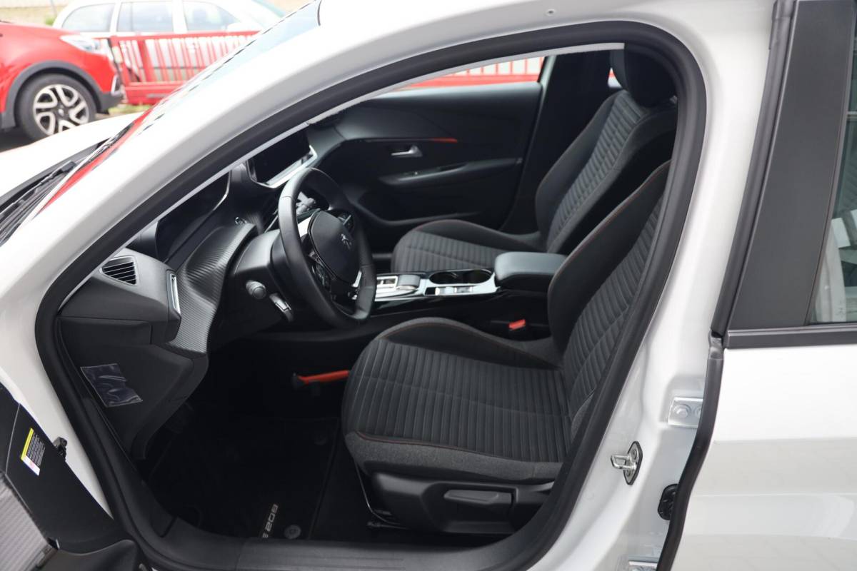 Peugeot e-208 Peugeot e-208 EV Active Pack 50 kWh|3 Fase|SOH 93%!|Carplay|Full LED|Clima|Cruise