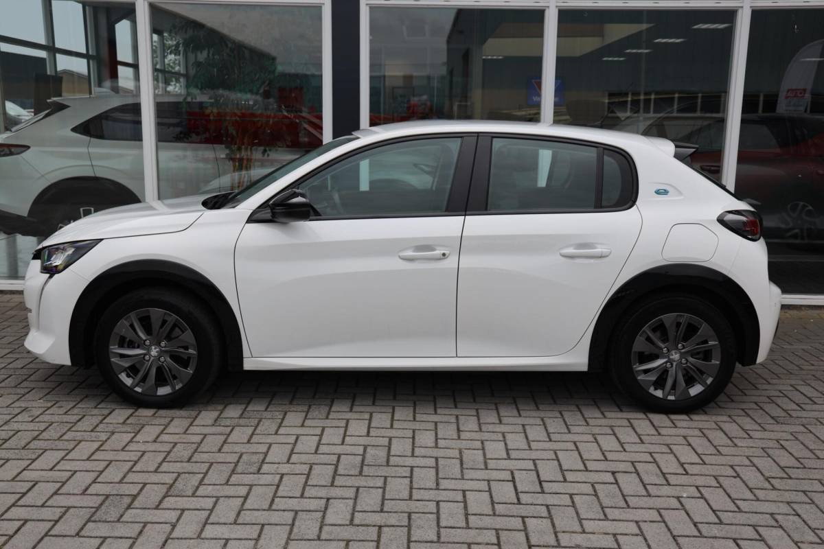 Peugeot e-208 Peugeot e-208 EV Active Pack 50 kWh|3 Fase|SOH 93%!|Carplay|Full LED|Clima|Cruise