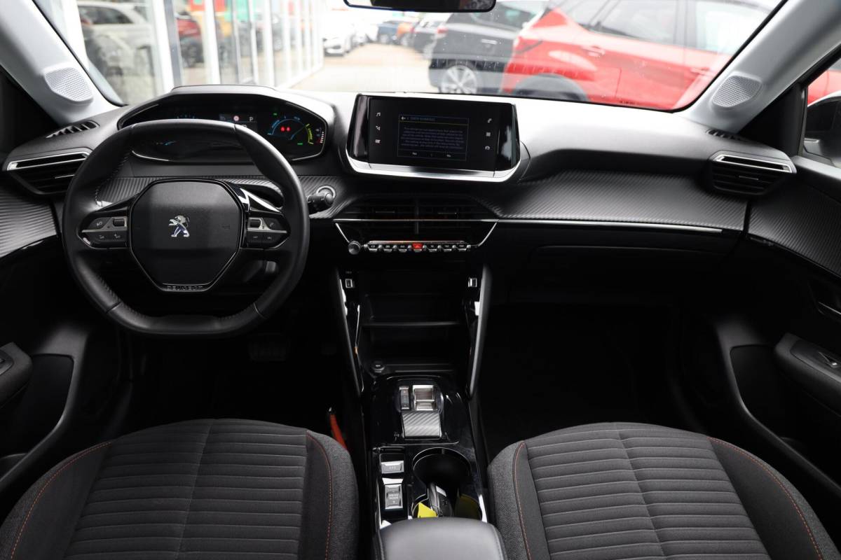 Peugeot e-208 Peugeot e-208 EV Active Pack 50 kWh|3 Fase|SOH 93%!|Carplay|Full LED|Clima|Cruise