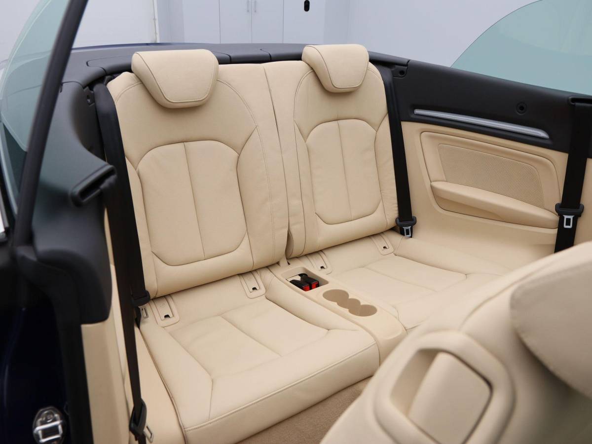 Audi A3 Audi A3 Cabriolet 1.4 TFSi 150 Pk Automaat Ambiente Pro Line Plus | Stoelverwarming | Nekverwarming | Camera | Leer | Bi-Xenon | 29.109 Km!!