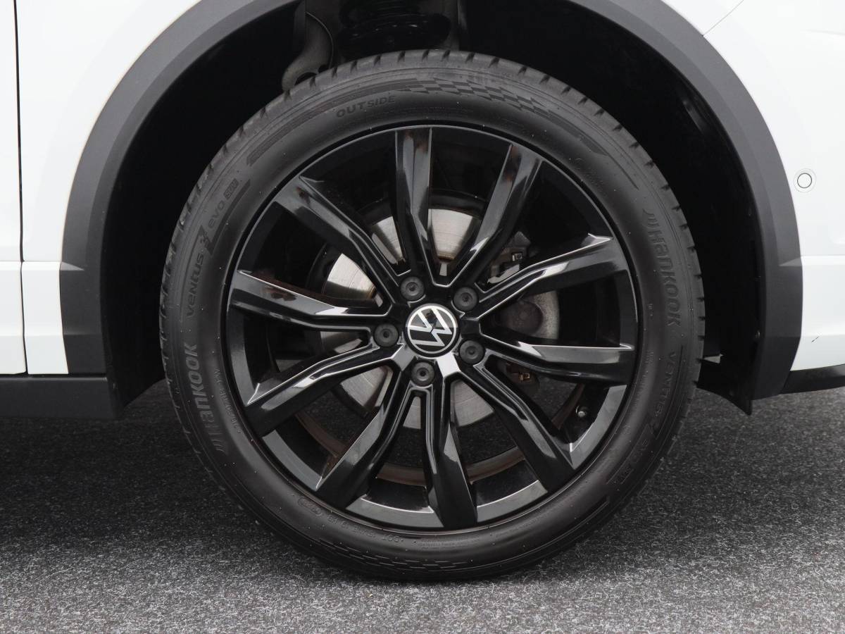 Volkswagen T-Roc Volkswagen T-Roc Cabrio 1.5 TSi 150 Pk Automaat R-Line | Adaptive Cruise Control | Full LED | Black Style | Stoelverwarming | 18 Inch