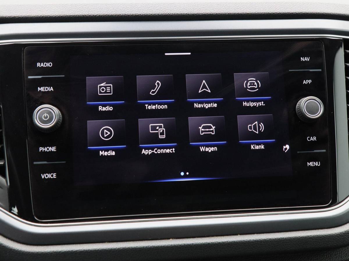 Volkswagen T-Roc Volkswagen T-Roc Cabrio 1.5 TSi 150 Pk Automaat R-Line | Adaptive Cruise Control | Full LED | Black Style | Stoelverwarming | 18 Inch
