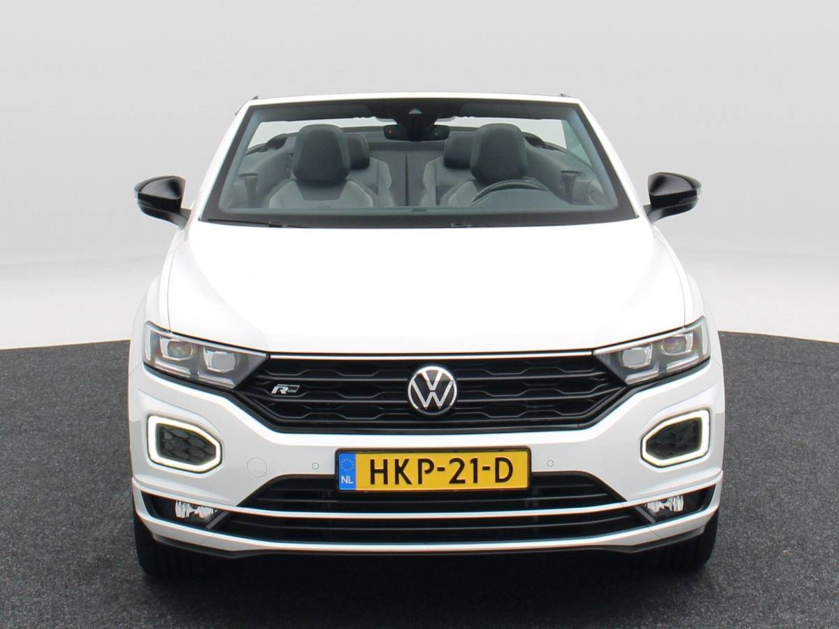 Volkswagen T-Roc Volkswagen T-Roc Cabrio 1.5 TSi 150 Pk Automaat R-Line | Adaptive Cruise Control | Full LED | Black Style | Stoelverwarming | 18 Inch
