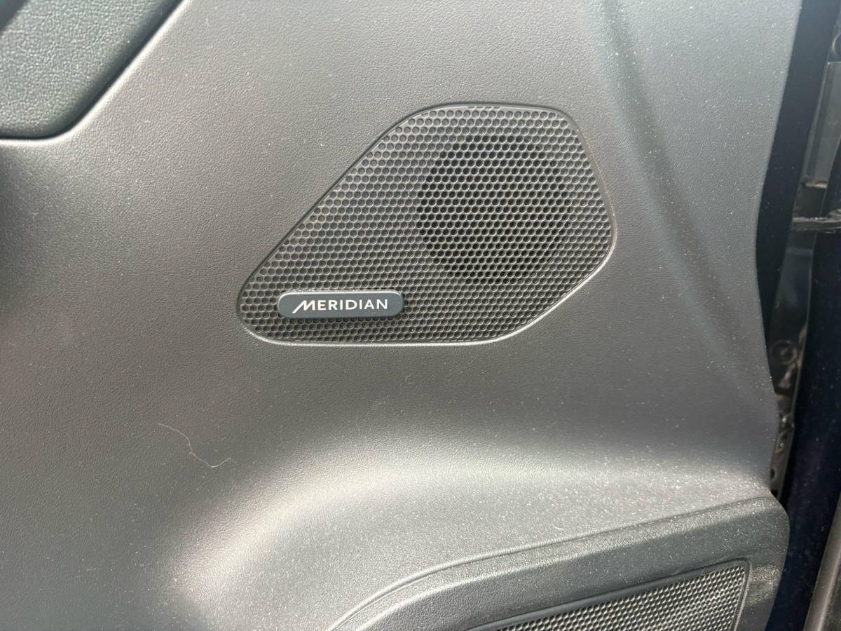 Jaguar F-PACE Jaguar F-PACE 2.0t AWD Prestige | Panoramadak | Meridian Audio |