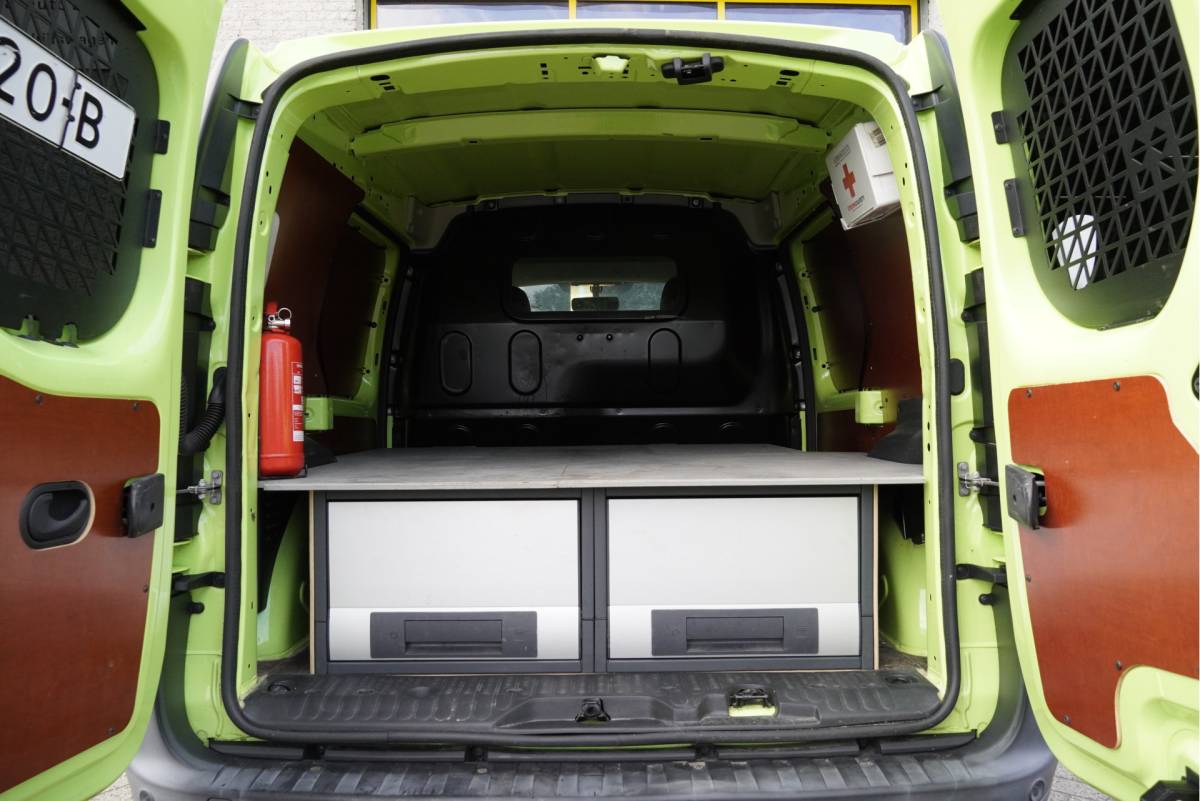 Renault Kangoo Renault Kangoo 1.5 dCi Energy Comfort BJ2019 Pdc | Navi | Trekhaak | Airco | Cruise control | Getint glas | Tussenshot+Raam | Achterdeuren+Raam | 2x zijdeur Links en rechts!