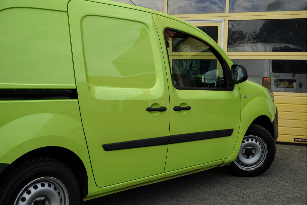 Renault Kangoo Renault Kangoo 1.5 dCi Energy Comfort BJ2019 Pdc | Navi | Trekhaak | Airco | Cruise control | Getint glas | Tussenshot+Raam | Achterdeuren+Raam | 2x zijdeur Links en rechts!