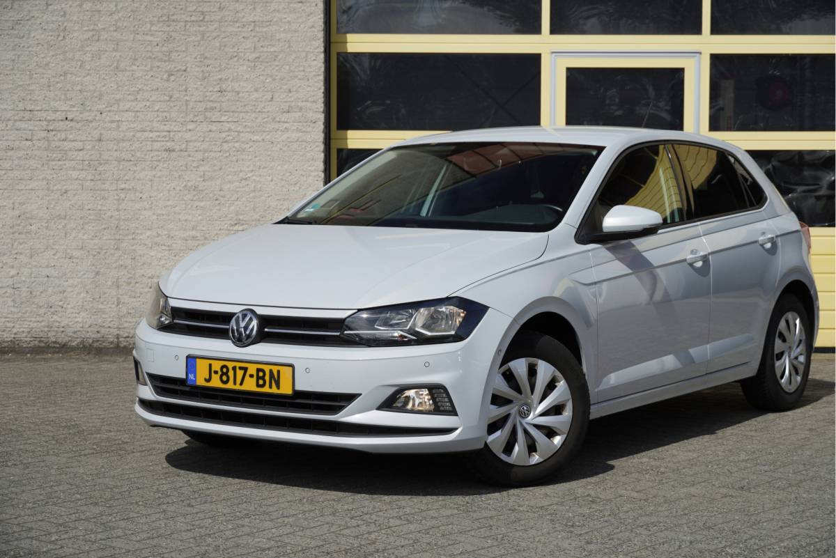 Volkswagen Polo Volkswagen Polo 1.0 TSI 5drs Comfortline Business BJ2020  Climate control | Cruise control | PDC | App-connect | Navi | Led