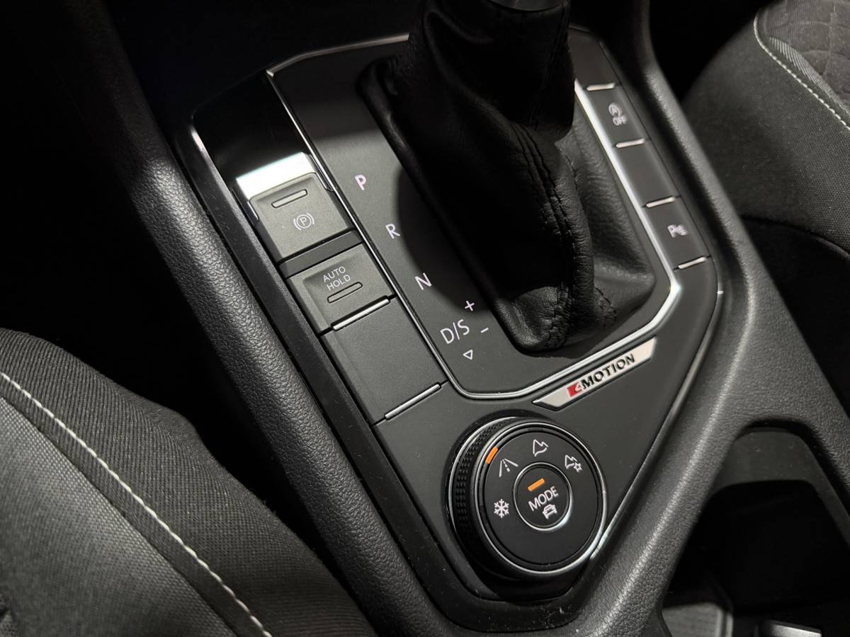 Volkswagen Tiguan Volkswagen Tiguan 2.0 TSI 4Motion R-Line – Navi / Bluetooth / Lane assist