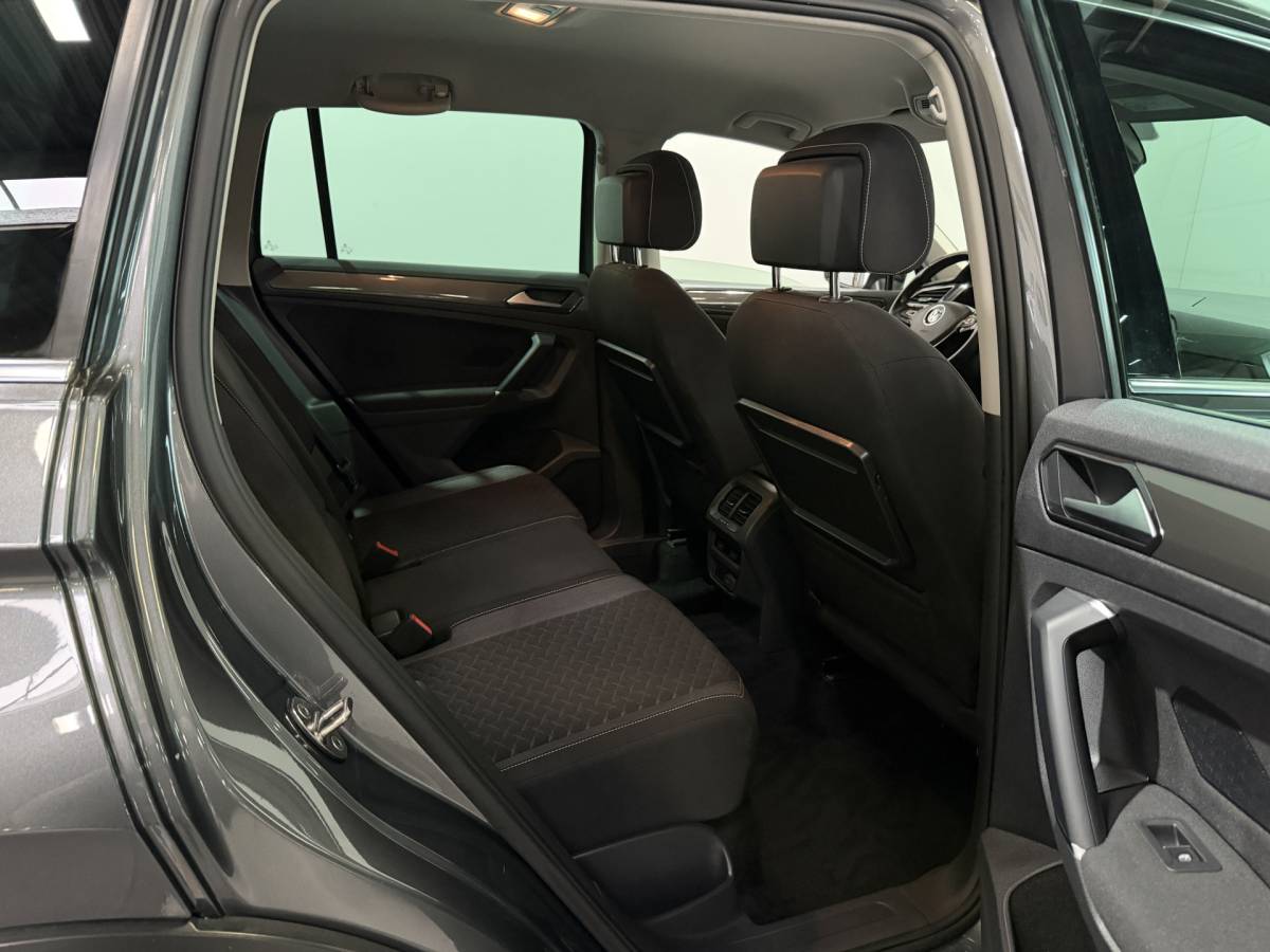 Volkswagen Tiguan Volkswagen Tiguan 2.0 TSI 4Motion R-Line – Navi / Bluetooth / Lane assist