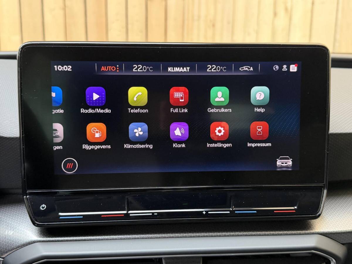SEAT Leon Seat Leon Sportstourer 1.5 TSI Style Launch Edition Apple CarPlay/Android Auto | Adaptieve cruise control | Climate control | Getint glas |  LED koplampen | Navigatiesysteem | Rijstrooksensor | Parkeersensoren voor en achter