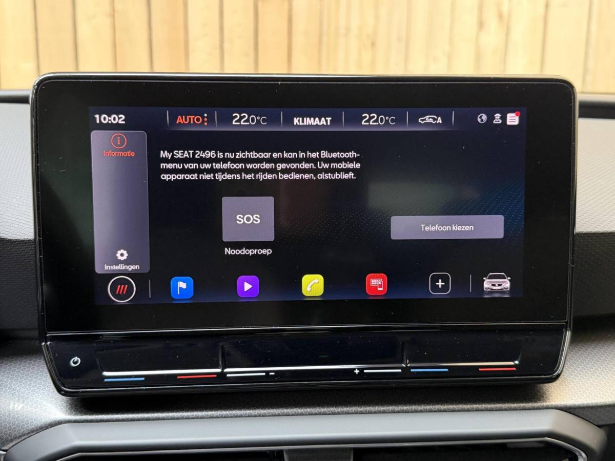 SEAT Leon Seat Leon Sportstourer 1.5 TSI Style Launch Edition Apple CarPlay/Android Auto | Adaptieve cruise control | Climate control | Getint glas |  LED koplampen | Navigatiesysteem | Rijstrooksensor | Parkeersensoren voor en achter