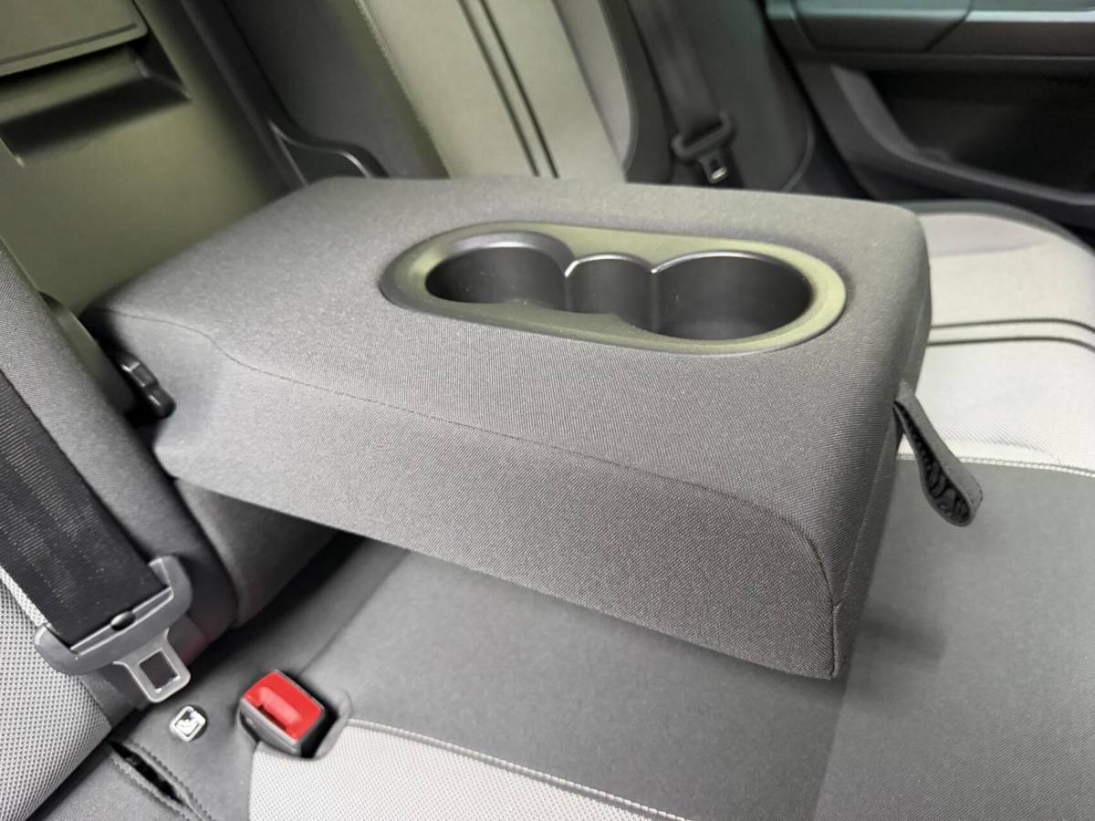 SEAT Leon Seat Leon Sportstourer 1.5 TSI Style Launch Edition Apple CarPlay/Android Auto | Adaptieve cruise control | Climate control | Getint glas |  LED koplampen | Navigatiesysteem | Rijstrooksensor | Parkeersensoren voor en achter