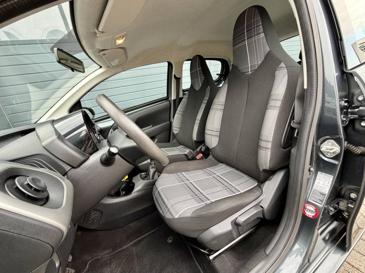 Peugeot 108 Peugeot 108 1.0 Active TOP | Airco | 5 Deurs | Rijklaar | Bluetooth | Zuinig & Betrouwbaar |