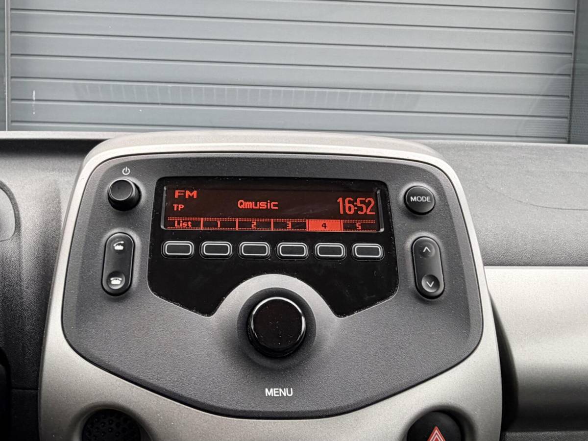 Peugeot 108 Peugeot 108 1.0 Active TOP | Airco | 5 Deurs | Rijklaar | Bluetooth | Zuinig & Betrouwbaar |