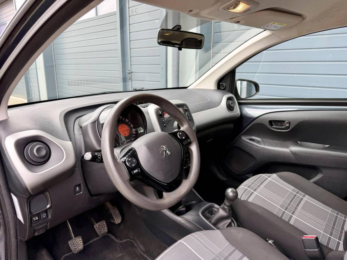Peugeot 108 Peugeot 108 1.0 Active TOP | Airco | 5 Deurs | Rijklaar | Bluetooth | Zuinig & Betrouwbaar |