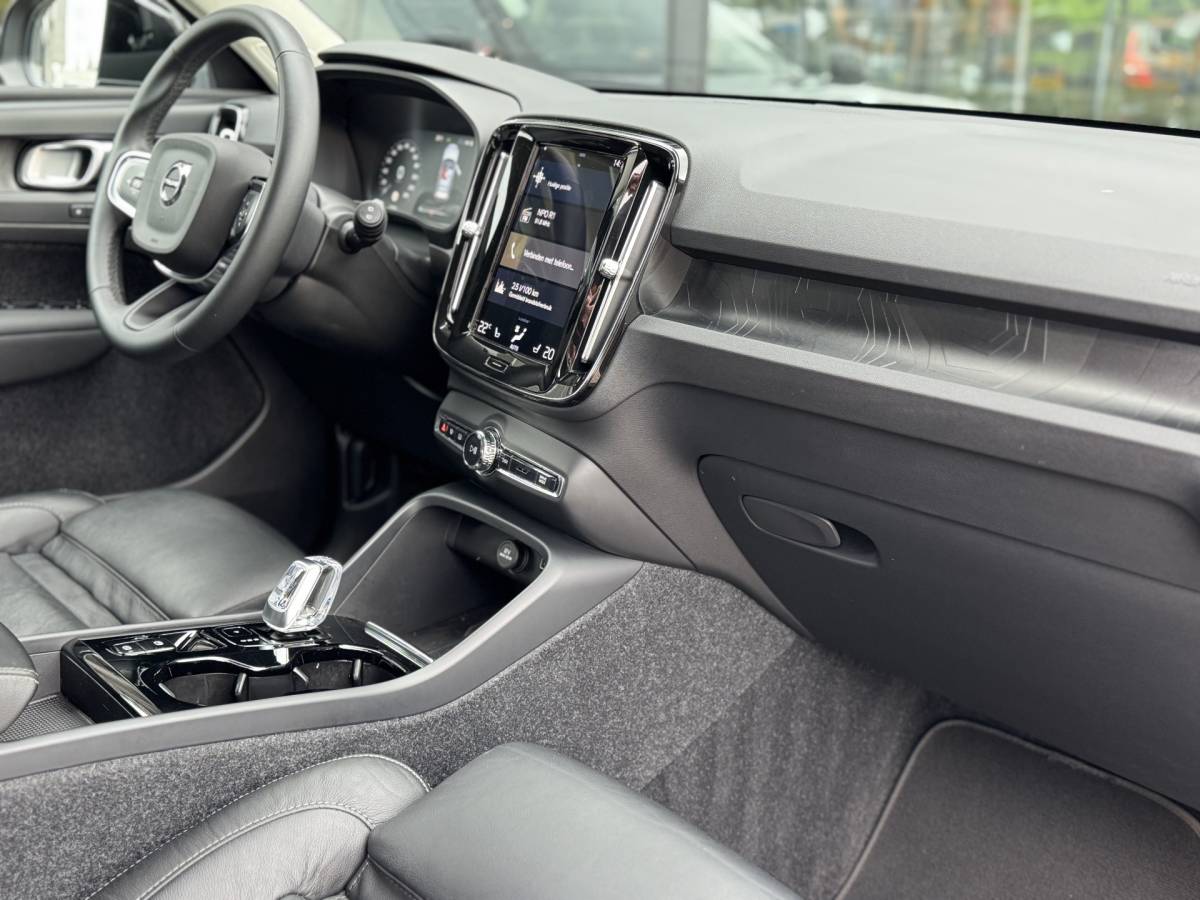 Volvo XC40 Volvo XC40 1.5 T4 PHEV Plus Bright Leder | Adaptive Cruise | SOH 94%
