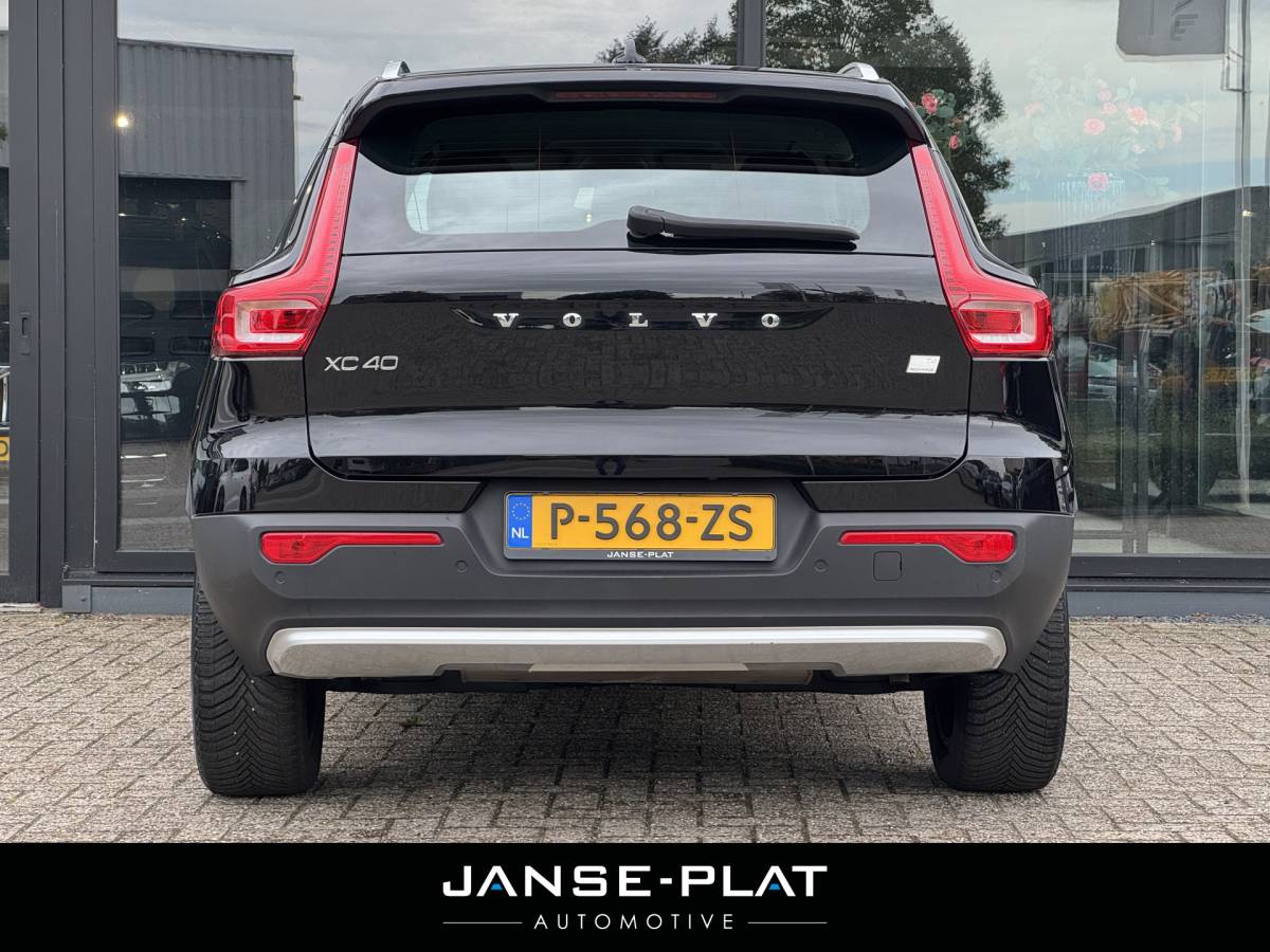 Volvo XC40 Volvo XC40 1.5 T4 PHEV Plus Bright Leder | Adaptive Cruise | SOH 94%