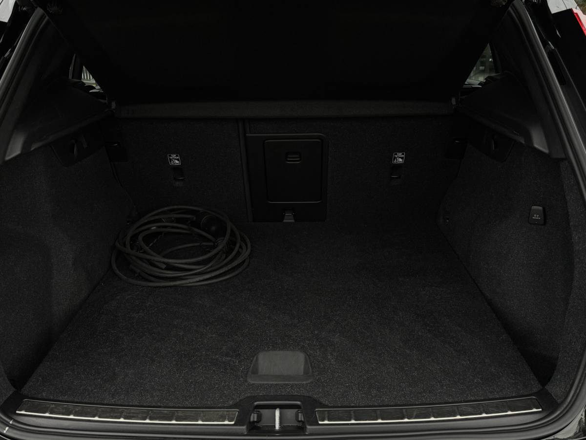 Volvo XC40 Volvo XC40 1.5 T4 PHEV Plus Bright Leder | Adaptive Cruise | SOH 94%