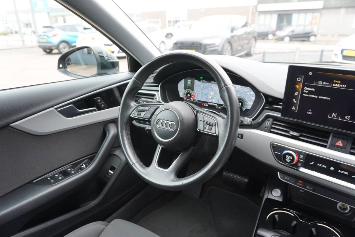 Audi A4 Audi A4 Avant 35 TFSI Business Edition Automaat | Navigatie | Airco | Elek. Pakket | Vol opties | Inruil mogelijk