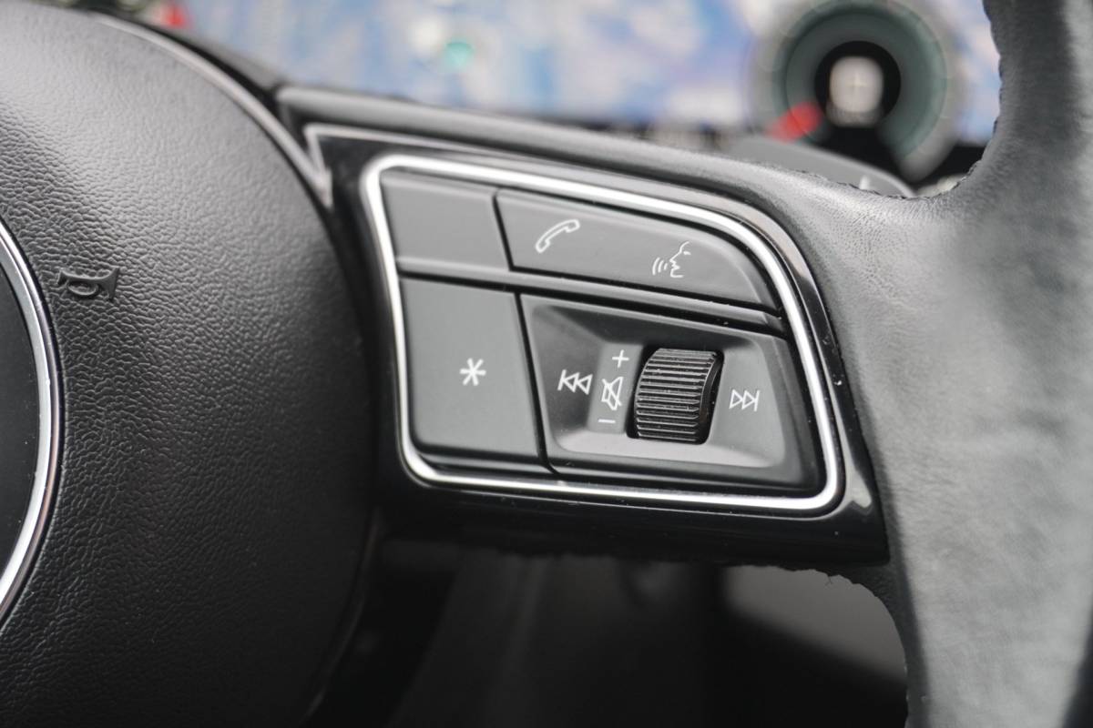 Audi A4 Audi A4 Avant 35 TFSI Business Edition Automaat | Navigatie | Airco | Elek. Pakket | Vol opties | Inruil mogelijk