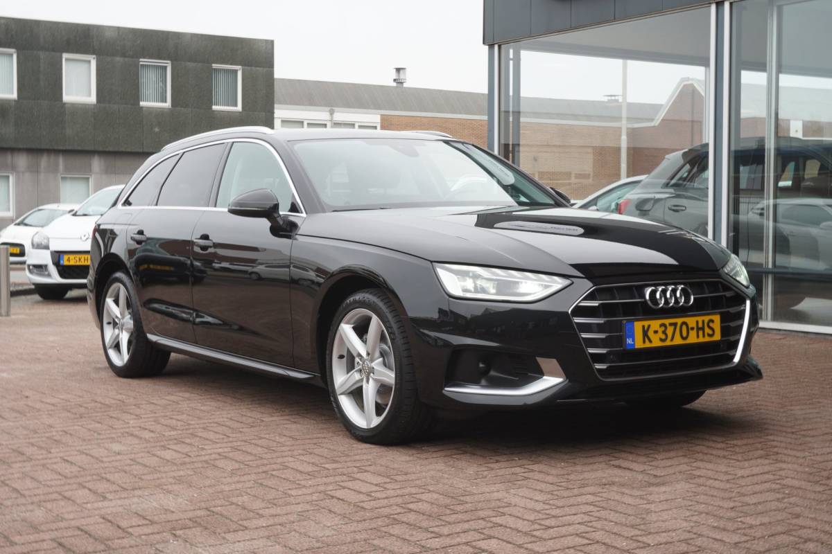 Audi A4 Audi A4 Avant 35 TFSI Business Edition Automaat | Navigatie | Airco | Elek. Pakket | Vol opties | Inruil mogelijk