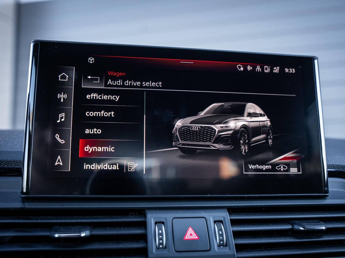 Audi Q5 Audi Q5 Sportback 55 TFSI e S edition Luchtvering | Black Optics | Trekhaak
