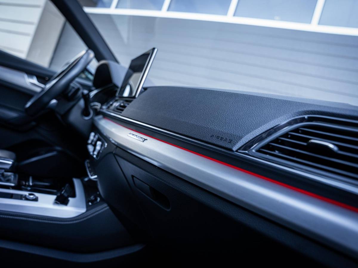 Audi Q5 Audi Q5 Sportback 55 TFSI e S edition Luchtvering | Black Optics | Trekhaak