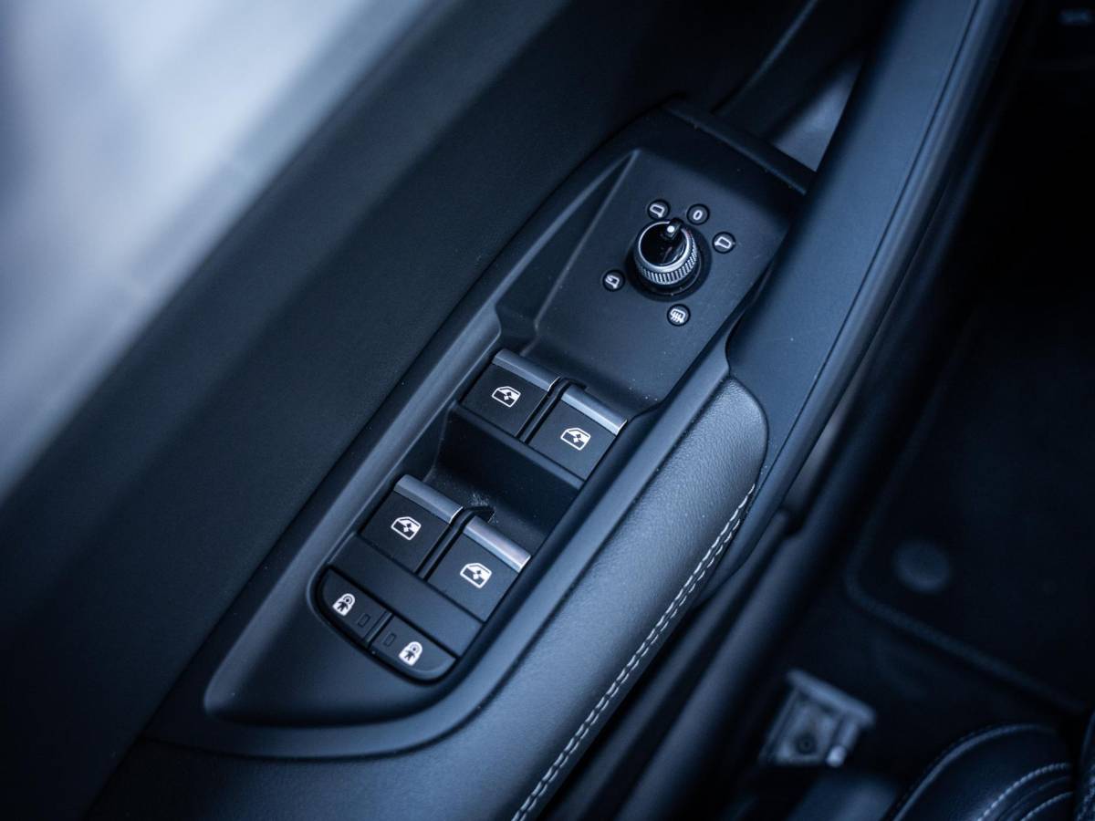Audi Q5 Audi Q5 Sportback 55 TFSI e S edition Luchtvering | Black Optics | Trekhaak