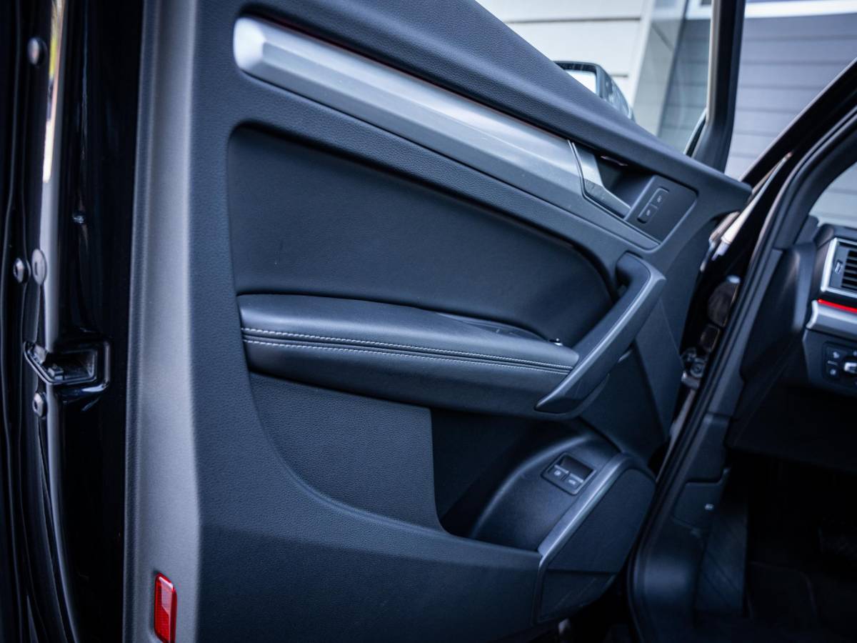 Audi Q5 Audi Q5 Sportback 55 TFSI e S edition Luchtvering | Black Optics | Trekhaak