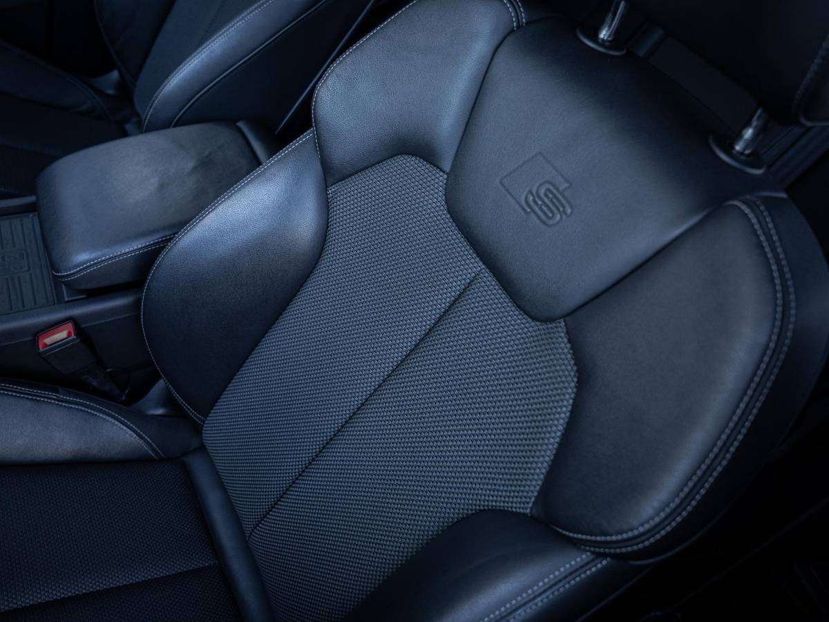 Audi Q5 Audi Q5 Sportback 55 TFSI e S edition Luchtvering | Black Optics | Trekhaak