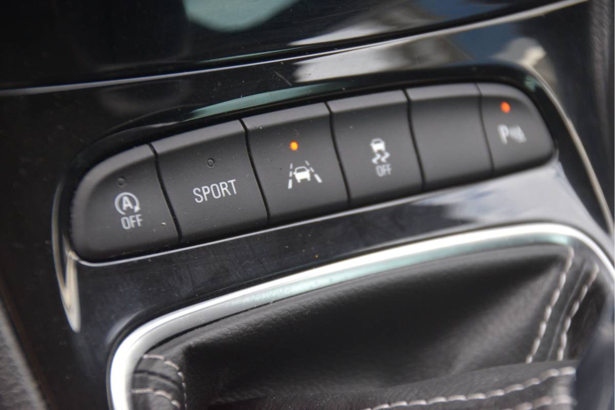 Opel Astra Opel Astra 1.0 Innovation Carplay | Camera | LMV | LED | Clima | Bleutooth | PDC