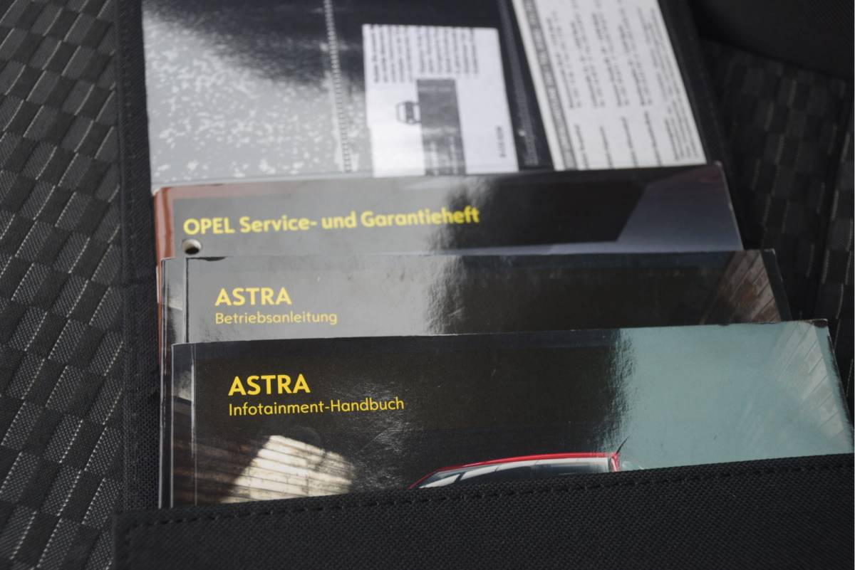 Opel Astra Opel Astra 1.0 Innovation Carplay | Camera | LMV | LED | Clima | Bleutooth | PDC