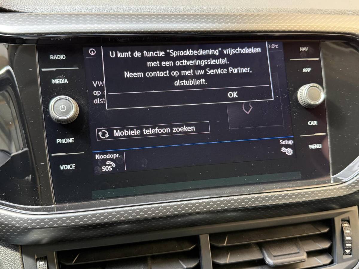 Volkswagen T-Cross Volkswagen T-Cross 1.0 TSI Life Apple CarPlay/Android Auto | Airconditioning | Cruise control adaptief | DAB ontvanger | Dode hoek detectie | Navigatiesysteem | Parkeersensoren voor en achter