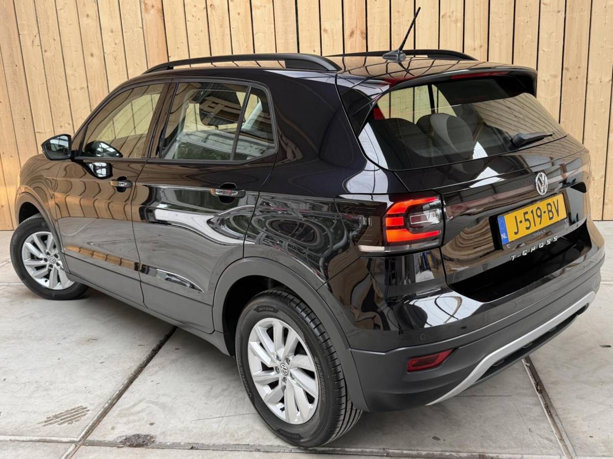 Volkswagen T-Cross Volkswagen T-Cross 1.0 TSI Life Apple CarPlay/Android Auto | Airconditioning | Cruise control adaptief | DAB ontvanger | Dode hoek detectie | Navigatiesysteem | Parkeersensoren voor en achter