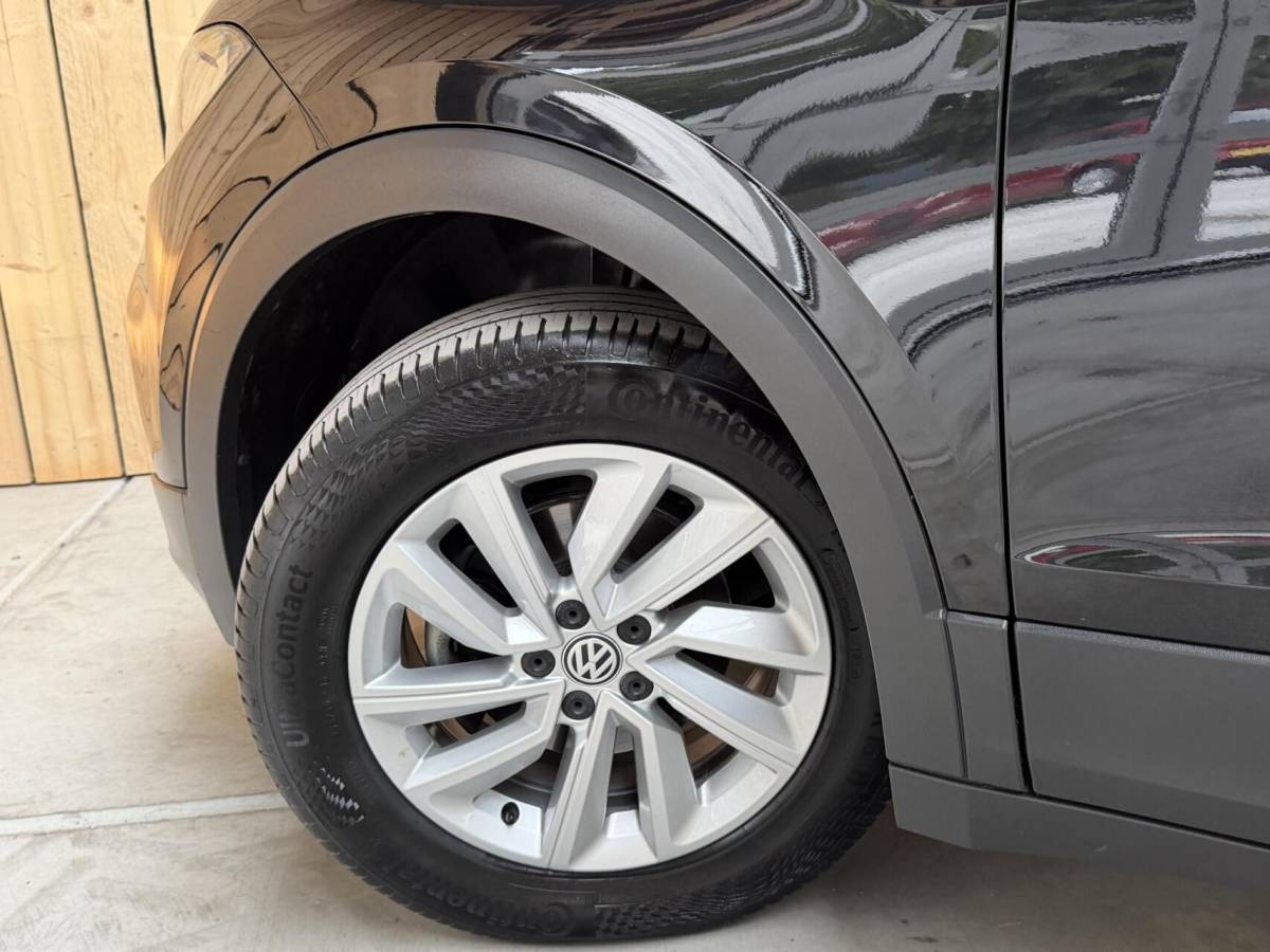 Volkswagen T-Cross Volkswagen T-Cross 1.0 TSI Life Apple CarPlay/Android Auto | Airconditioning | Cruise control adaptief | DAB ontvanger | Dode hoek detectie | Navigatiesysteem | Parkeersensoren voor en achter