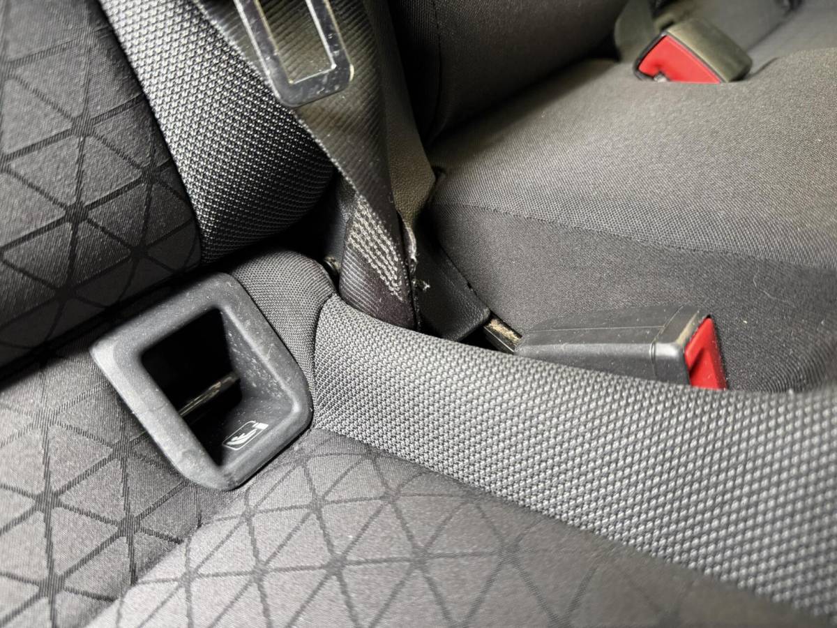 Volkswagen T-Cross Volkswagen T-Cross 1.0 TSI Life Apple CarPlay/Android Auto | Airconditioning | Cruise control adaptief | DAB ontvanger | Dode hoek detectie | Navigatiesysteem | Parkeersensoren voor en achter
