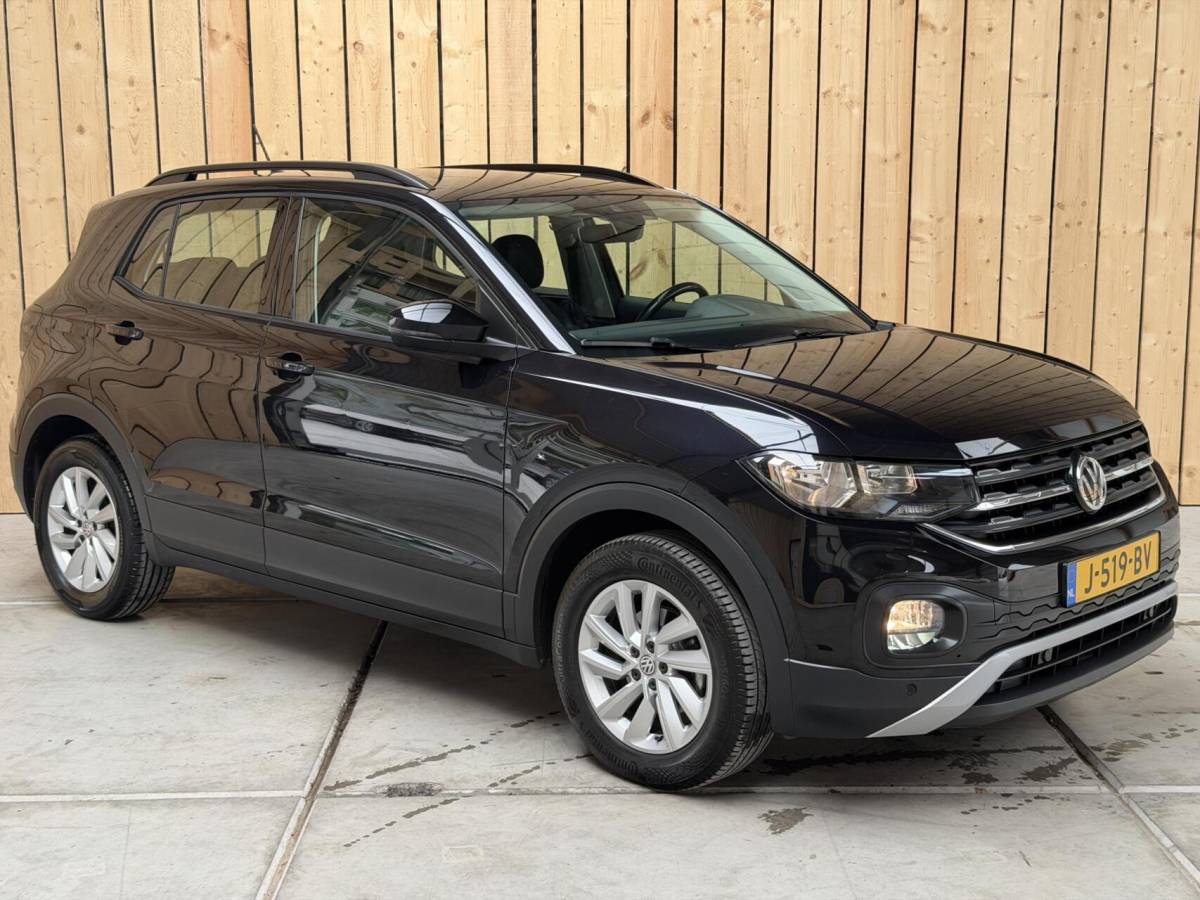 Volkswagen T-Cross Volkswagen T-Cross 1.0 TSI Life Apple CarPlay/Android Auto | Airconditioning | Cruise control adaptief | DAB ontvanger | Dode hoek detectie | Navigatiesysteem | Parkeersensoren voor en achter