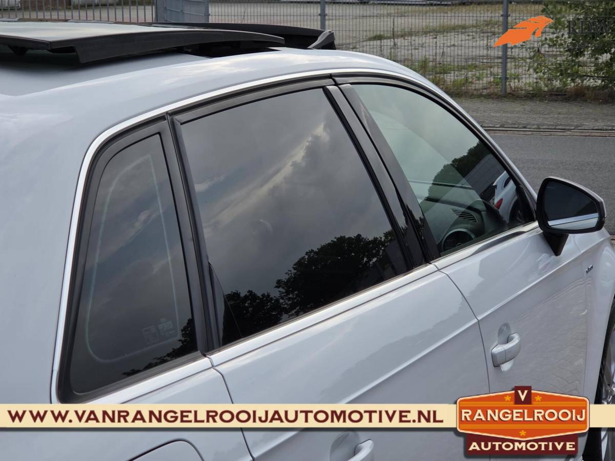 Audi A3 Audi A3 Sportback 1.4 e-tron Sport, LED kopl., ACC, pano, sportst., 17″ lmv