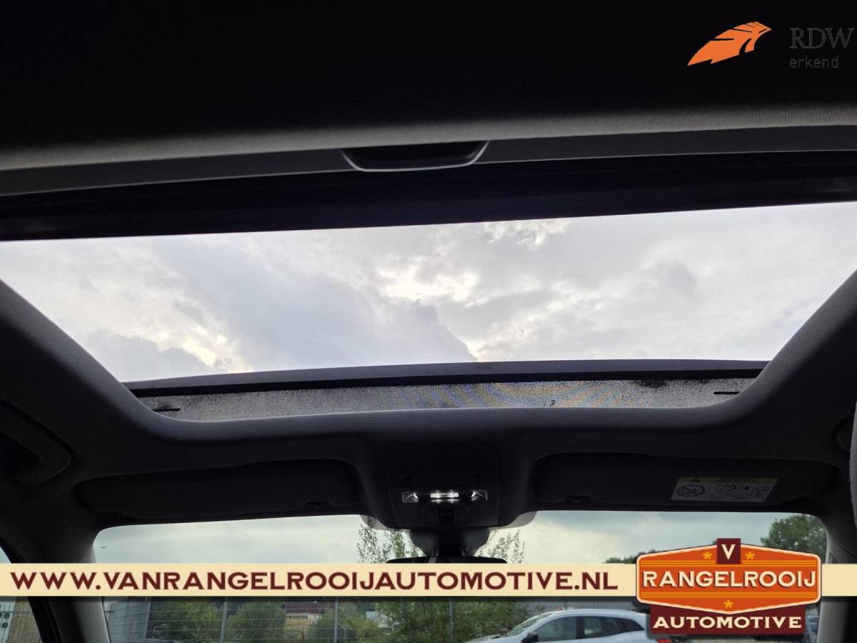 Audi A3 Audi A3 Sportback 1.4 e-tron Sport, LED kopl., ACC, pano, sportst., 17″ lmv