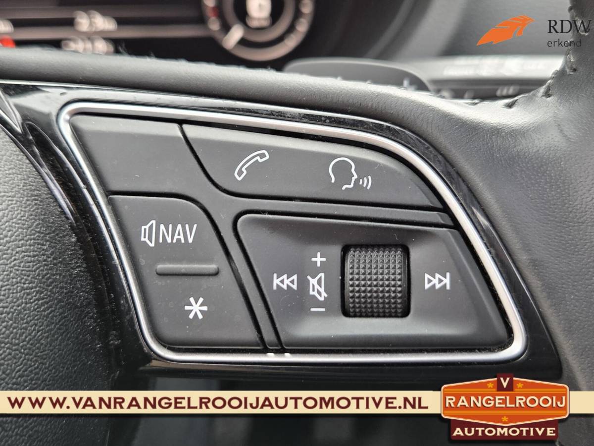 Audi A3 Audi A3 Sportback 1.4 e-tron Sport, LED kopl., ACC, pano, sportst., 17″ lmv
