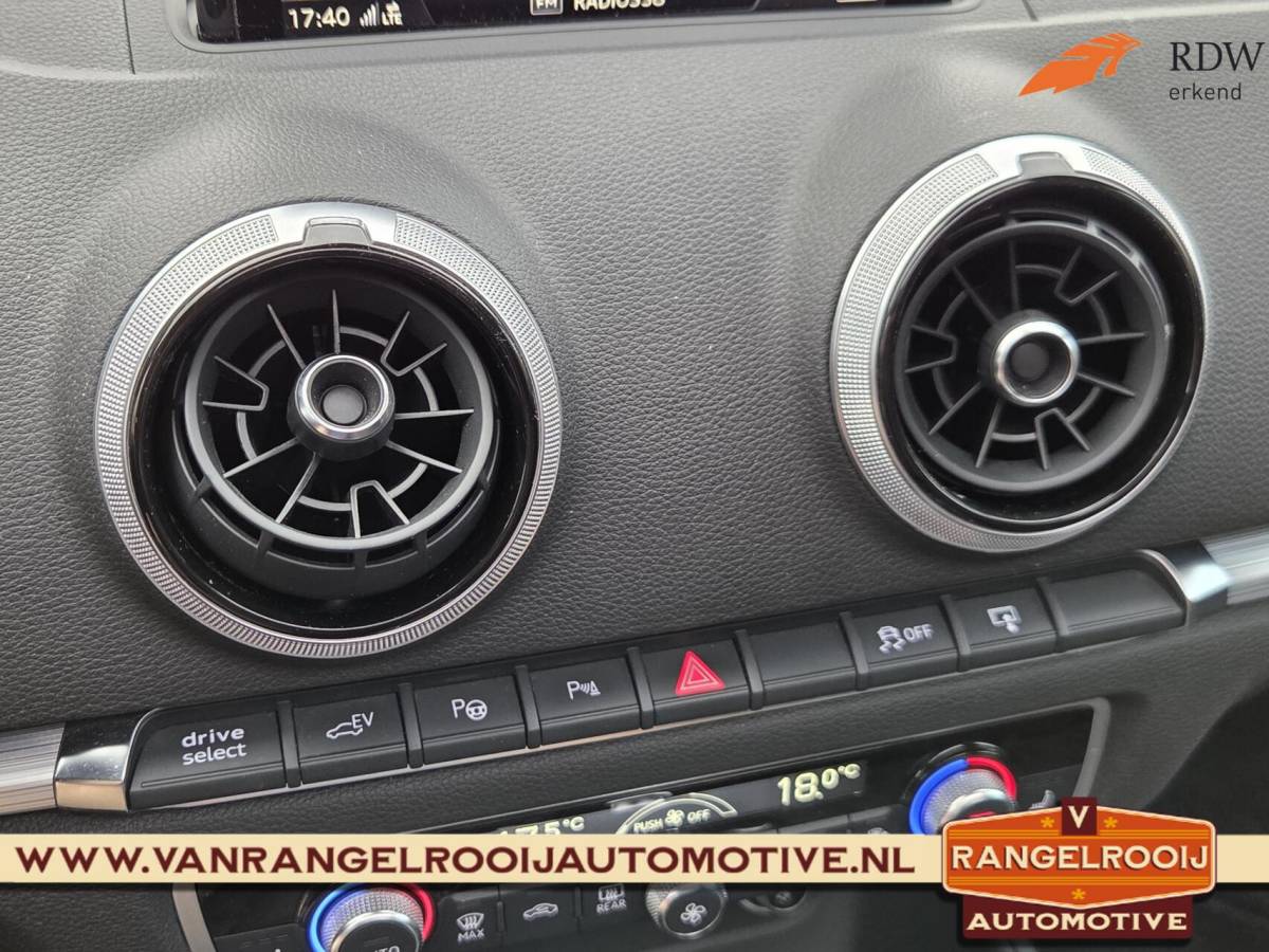 Audi A3 Audi A3 Sportback 1.4 e-tron Sport, LED kopl., ACC, pano, sportst., 17″ lmv