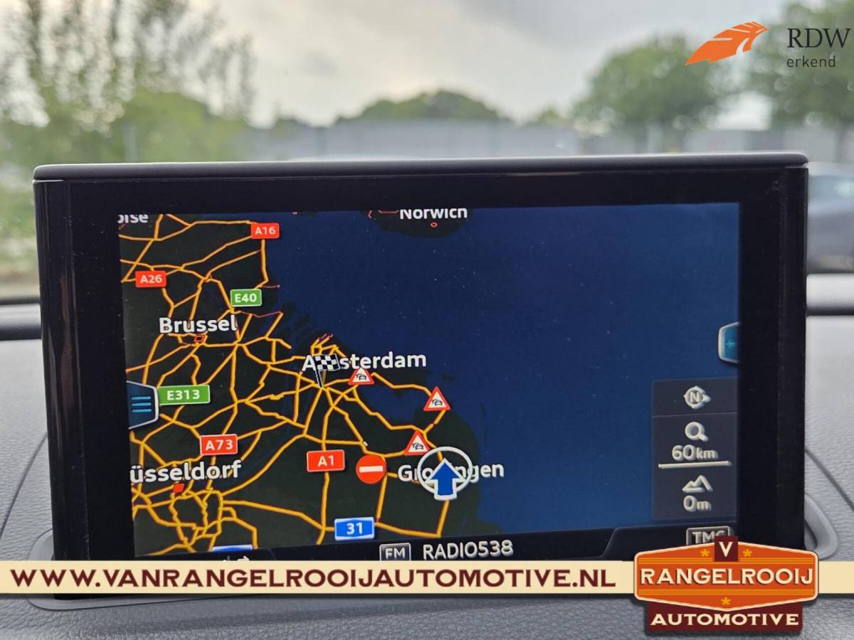 Audi A3 Audi A3 Sportback 1.4 e-tron Sport, LED kopl., ACC, pano, sportst., 17″ lmv