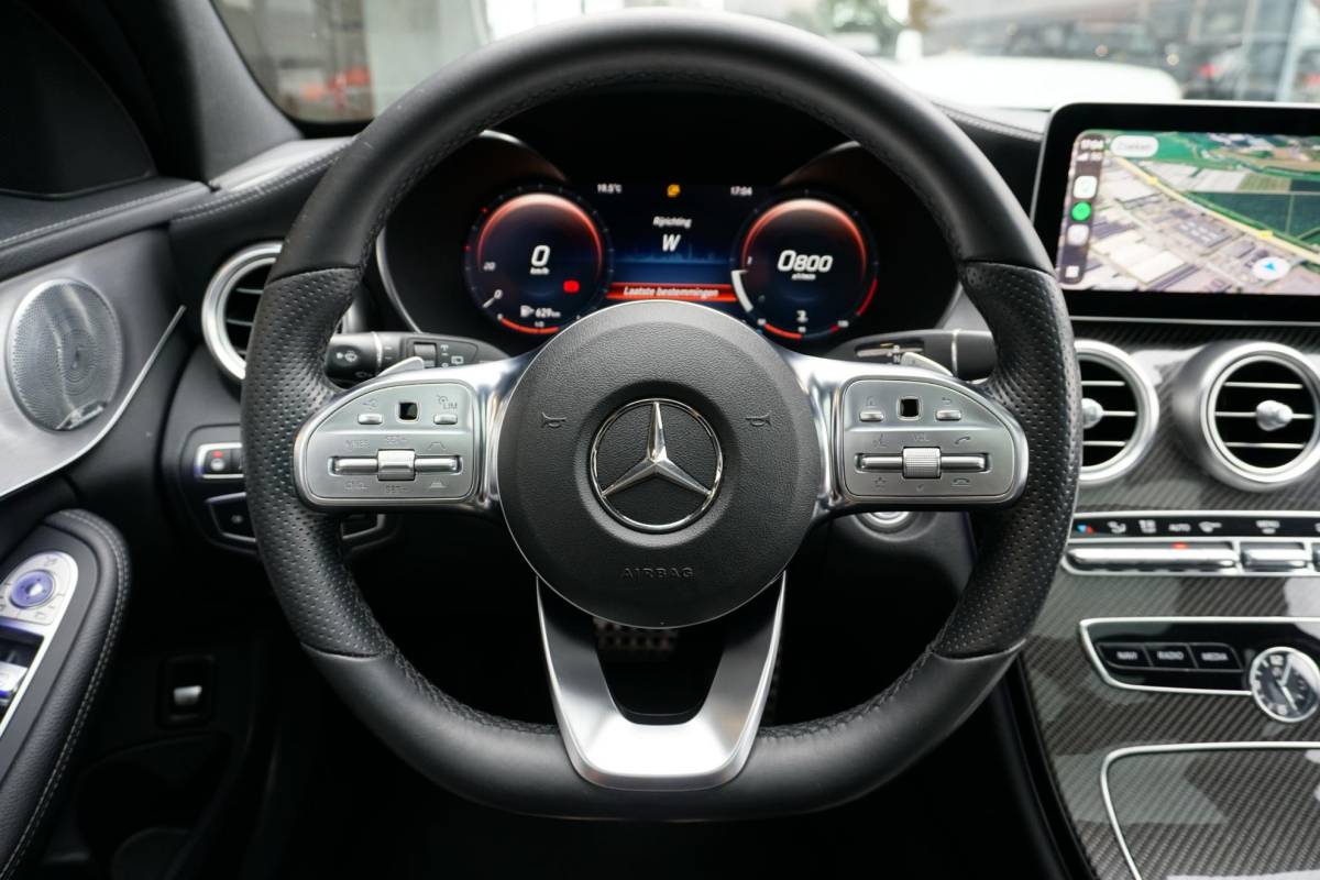 Mercedes-Benz C-Klasse Mercedes-Benz C-klasse Estate 300 d 4MATIC Premium Plus Pack AMG + 360° CAMERA / STOELVENTILATIE / PANO / BURMESTER / HUD