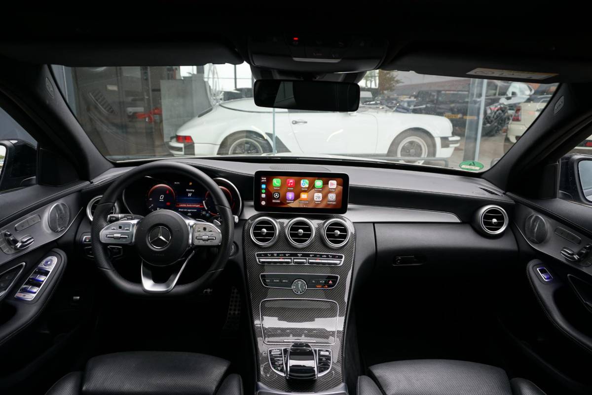 Mercedes-Benz C-Klasse Mercedes-Benz C-klasse Estate 300 d 4MATIC Premium Plus Pack AMG + 360° CAMERA / STOELVENTILATIE / PANO / BURMESTER / HUD