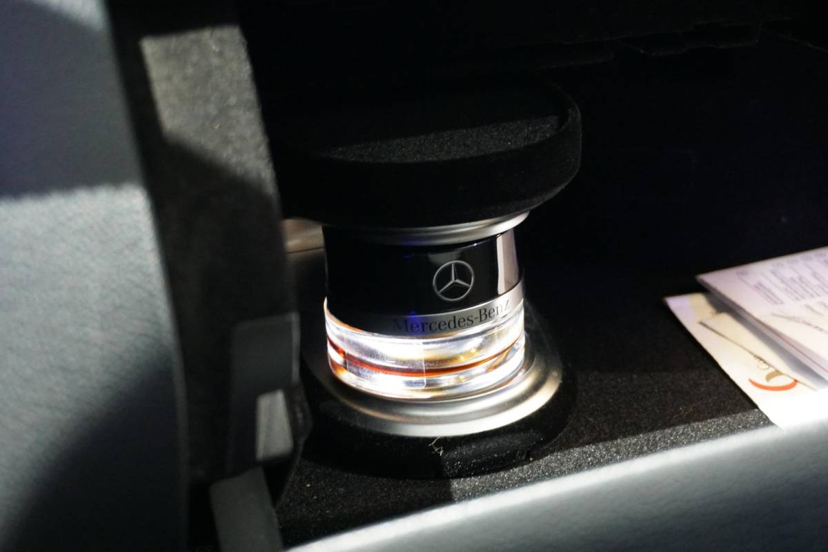 Mercedes-Benz C-Klasse Mercedes-Benz C-klasse Estate 300 d 4MATIC Premium Plus Pack AMG + 360° CAMERA / STOELVENTILATIE / PANO / BURMESTER / HUD