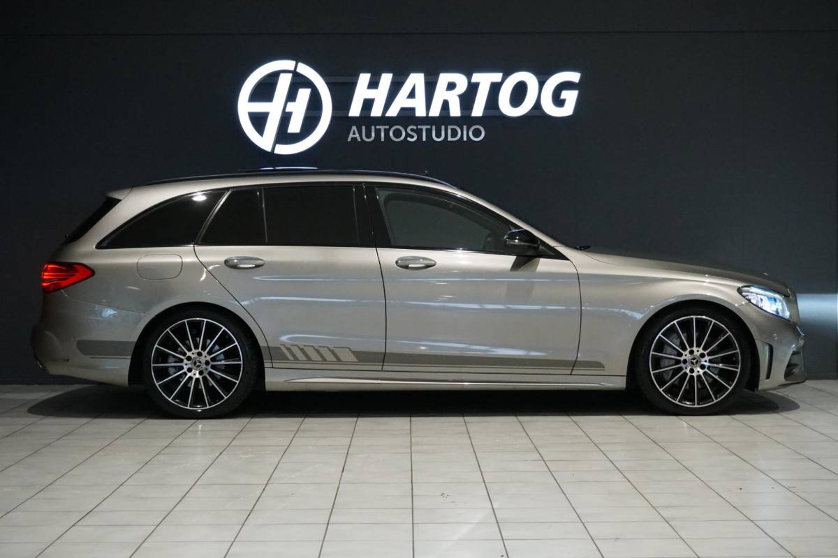Mercedes-Benz C-Klasse Mercedes-Benz C-klasse Estate 300 d 4MATIC Premium Plus Pack AMG + 360° CAMERA / STOELVENTILATIE / PANO / BURMESTER / HUD