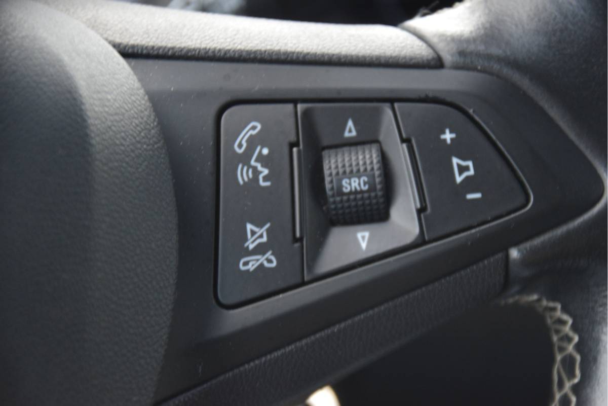 Opel Astra Opel Astra Sports Tourer 1.2 Launch Elegance Carplay | Camera/PDC | Stoelverwarming | LMV | LED | DAB
