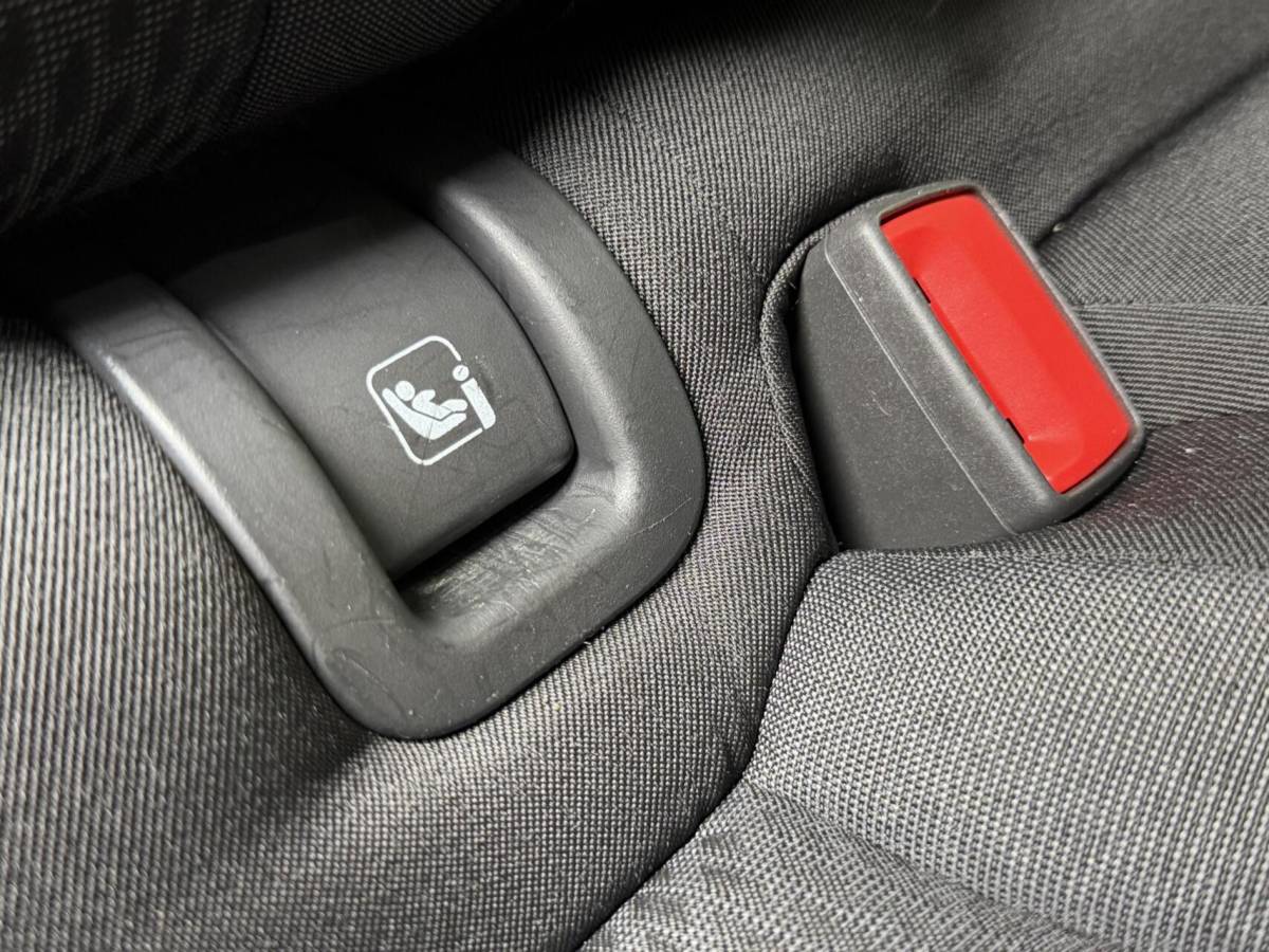 Škoda Octavia Skoda Octavia Combi 1.0 e-TSI Business Edition Plus Automaat | Achteruitrijcamera | Apple CarPlay/Android Auto | Adaptieve cruise control | Climate control | LED verlichting | Signaalkleur | Parkeersensoren voor en achter