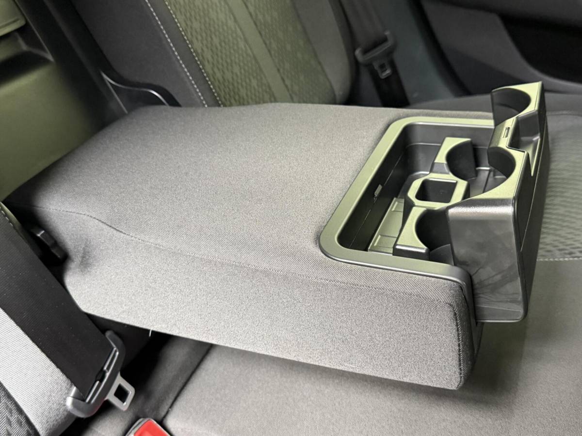 Škoda Octavia Skoda Octavia Combi 1.0 e-TSI Business Edition Plus Automaat | Achteruitrijcamera | Apple CarPlay/Android Auto | Adaptieve cruise control | Climate control | LED verlichting | Signaalkleur | Parkeersensoren voor en achter
