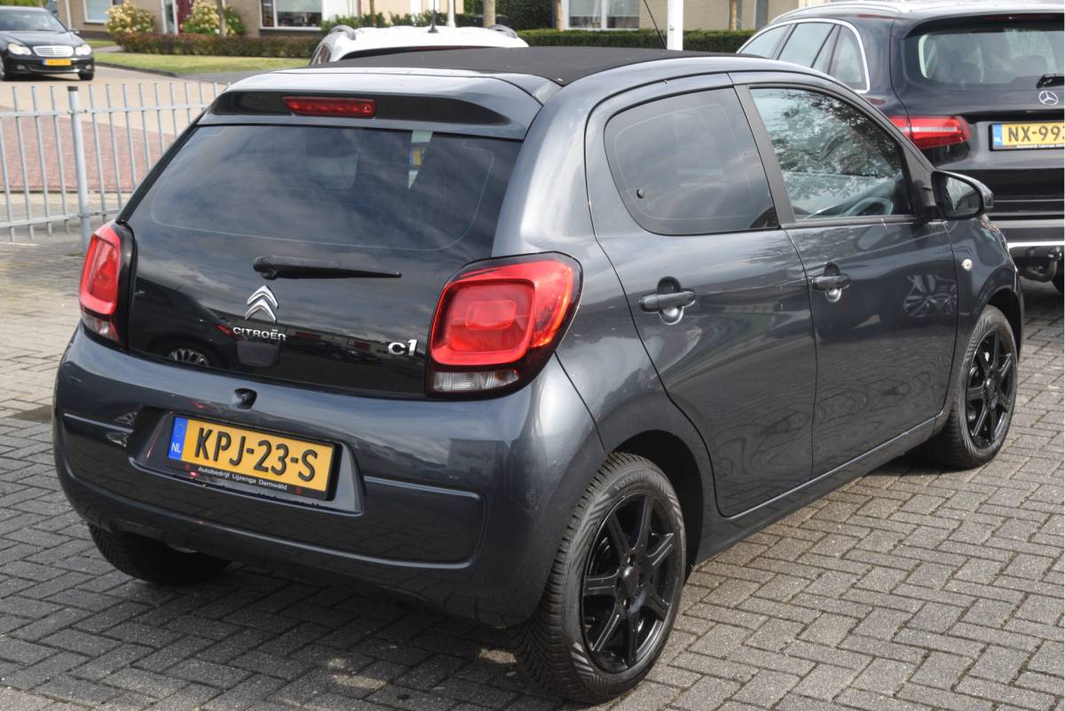 Citroën C1 Citroën C1 1.2 PureTech Airscape Shine Camera | Bluetooth | Groot scherm | Stoelverwarming | Cruise | Opendak